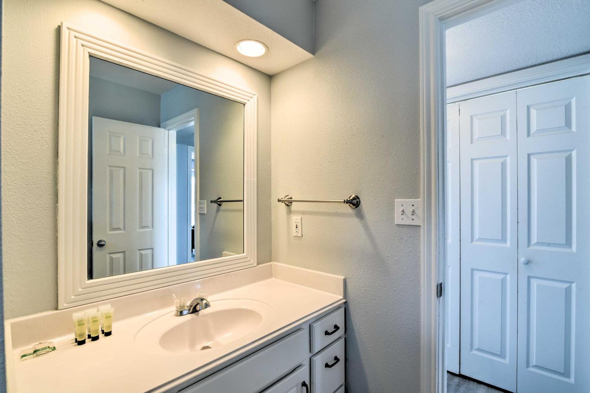 Oceanfront Galveston Home - Walk To Beach! מראה חיצוני תמונה