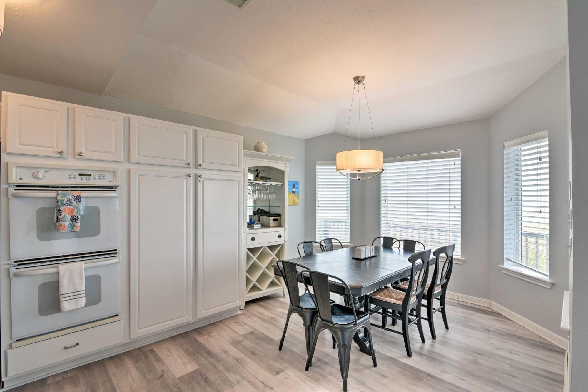 Oceanfront Galveston Home - Walk To Beach! מראה חיצוני תמונה