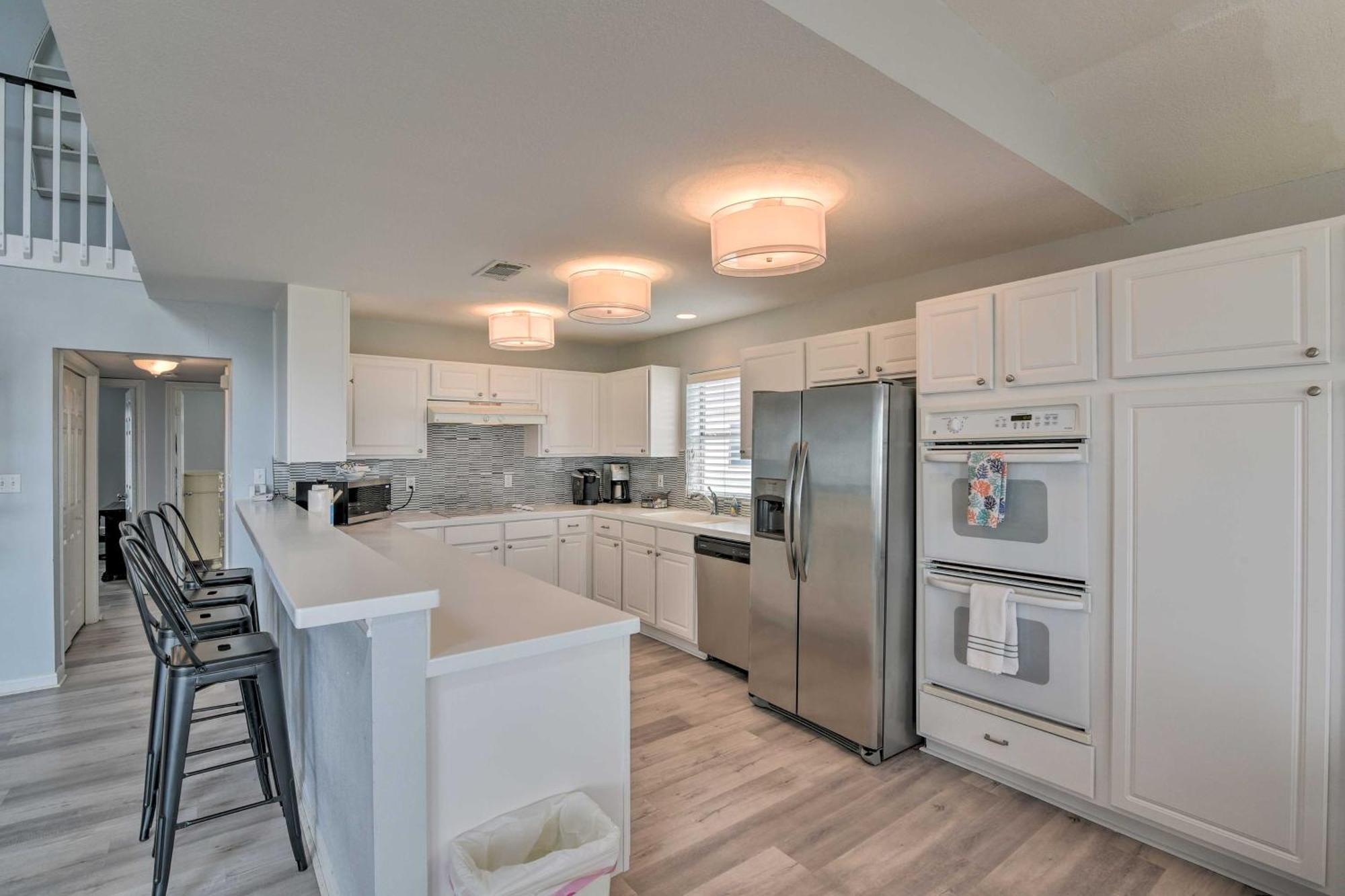Oceanfront Galveston Home - Walk To Beach! מראה חיצוני תמונה