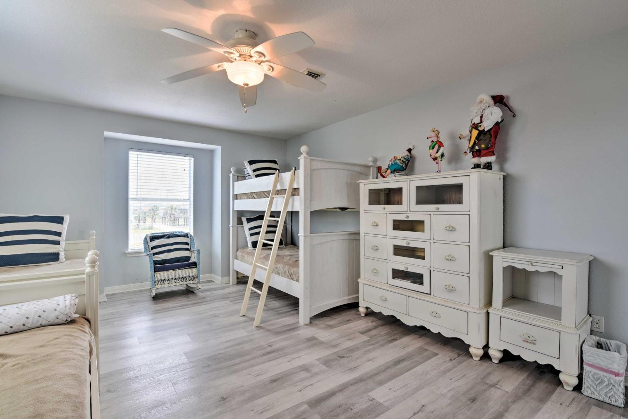 Oceanfront Galveston Home - Walk To Beach! מראה חיצוני תמונה