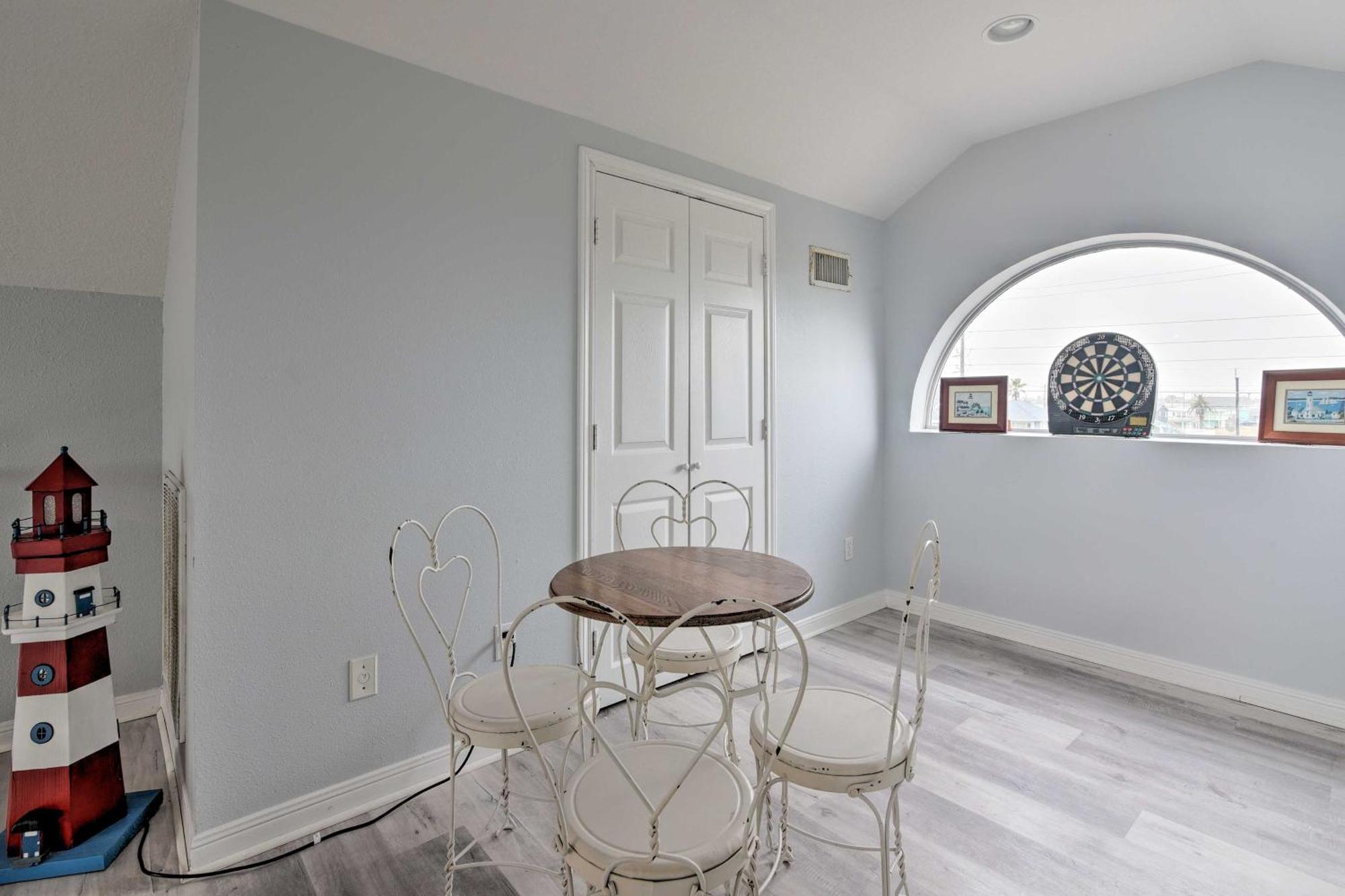 Oceanfront Galveston Home - Walk To Beach! מראה חיצוני תמונה
