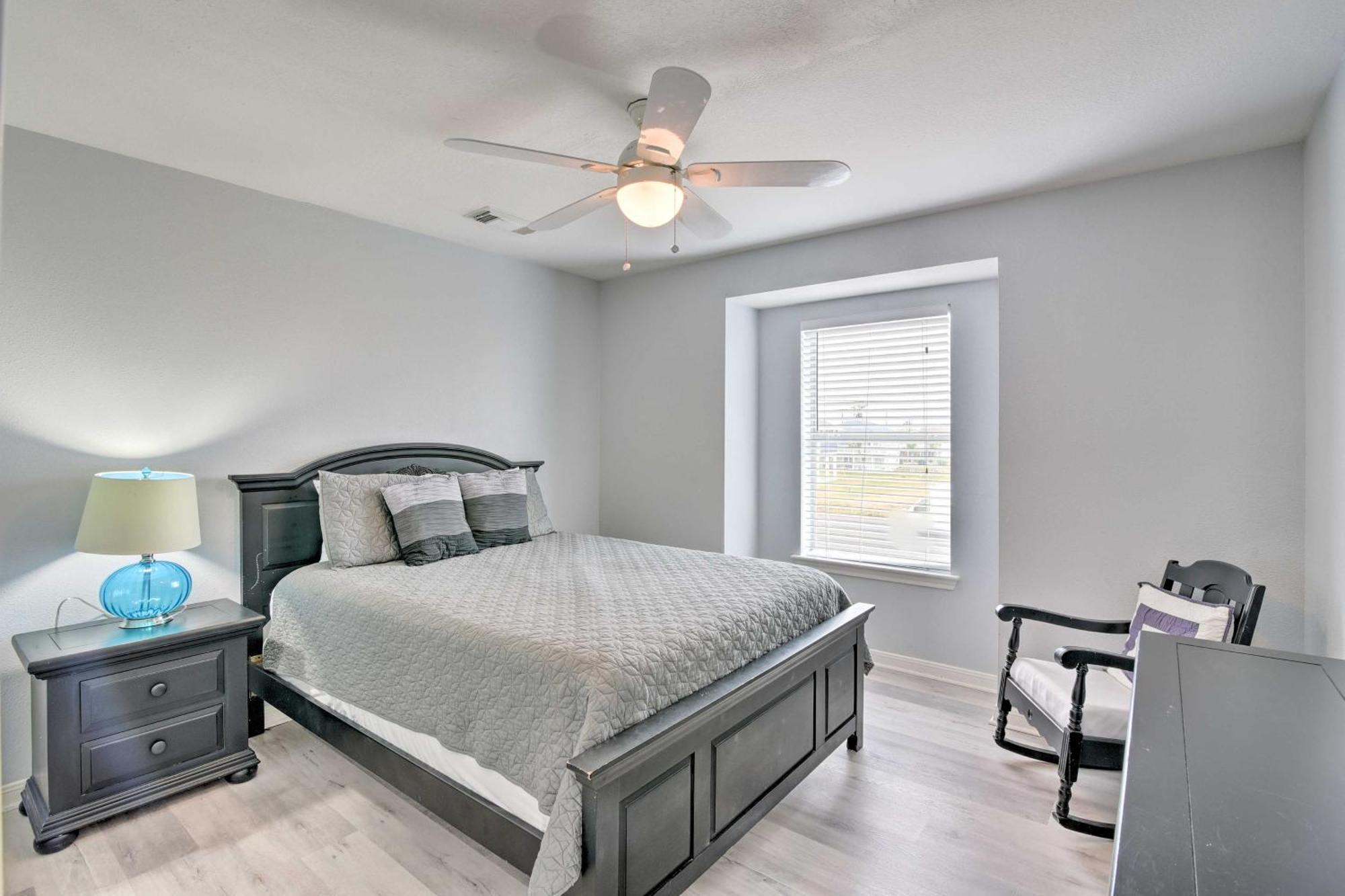 Oceanfront Galveston Home - Walk To Beach! מראה חיצוני תמונה