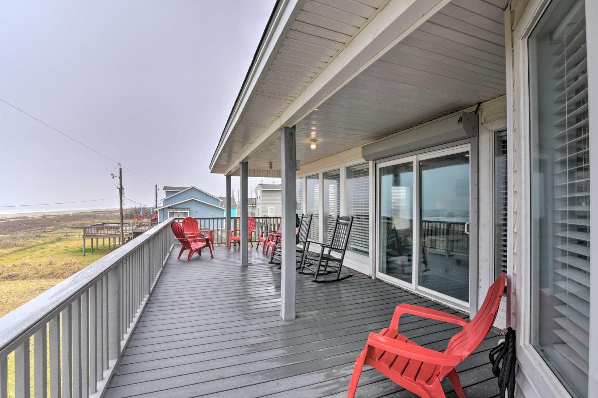Oceanfront Galveston Home - Walk To Beach! מראה חיצוני תמונה